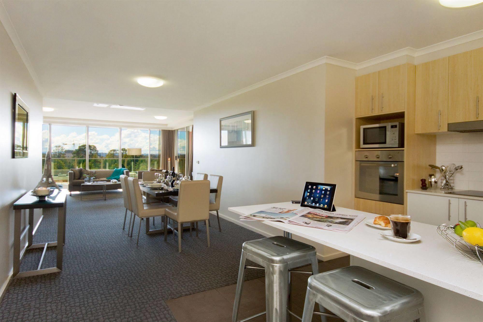Pacific Suites Канберра Екстер'єр фото