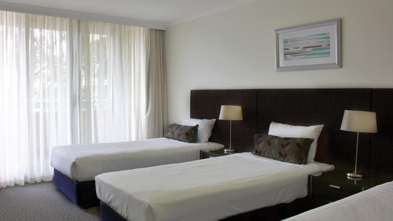 Pacific Suites Канберра Екстер'єр фото
